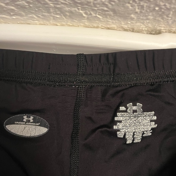 Under armour biker shorts - Picture 2 of 4